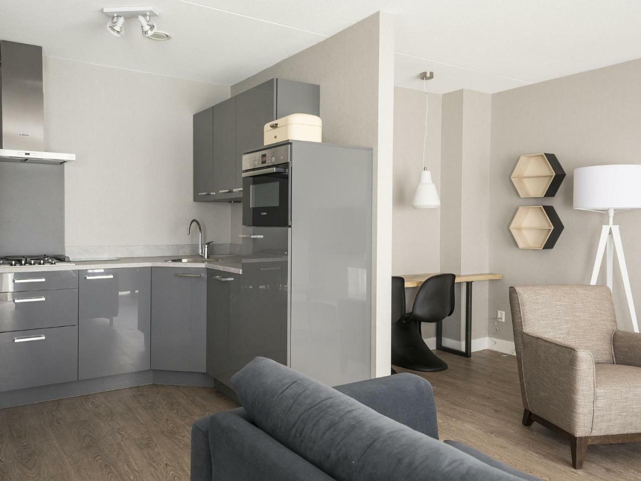 Spacious Farmhouse In De Cocksdorp With Private Terrace Екстер'єр фото